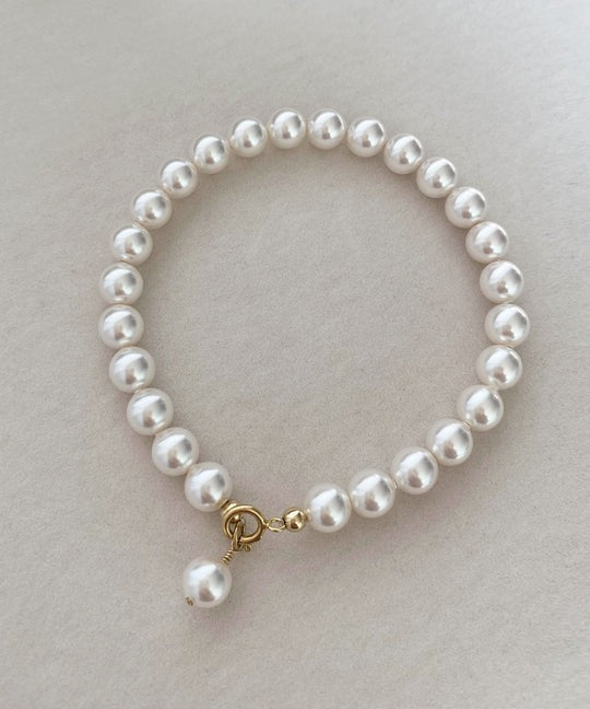 Exquisite 14K Gold Buckle White Pearl Bracelet