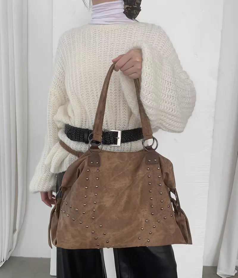 Embellished Eye-catching Niche Shoulder Underarm Bag