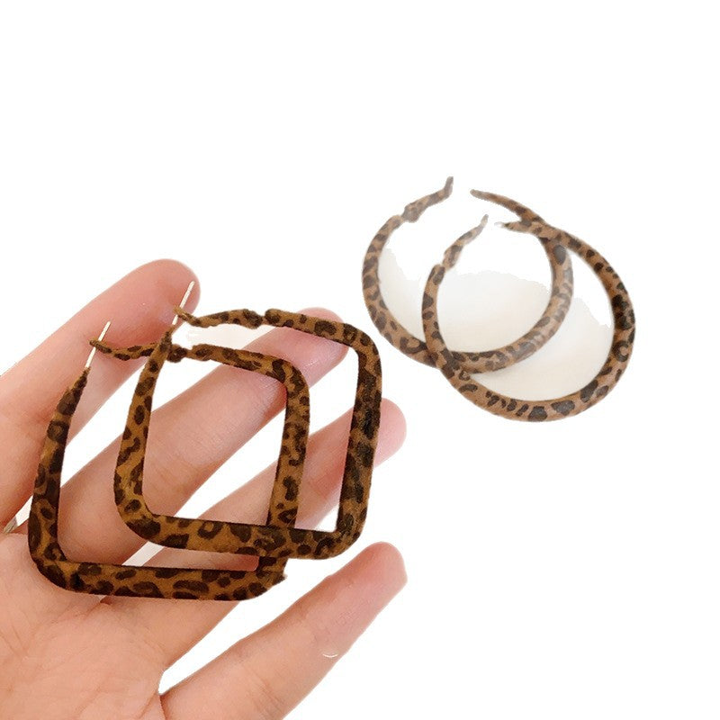 Fabric leopard print geometric round diamond earrings