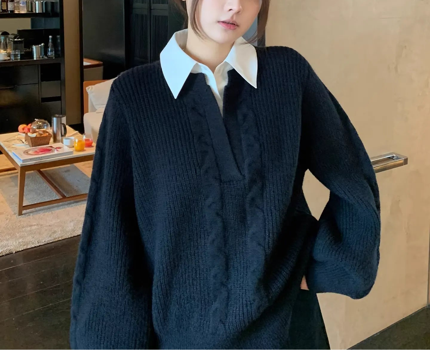 Plus Size Contrast Collar Lantern Sleeve Sweater