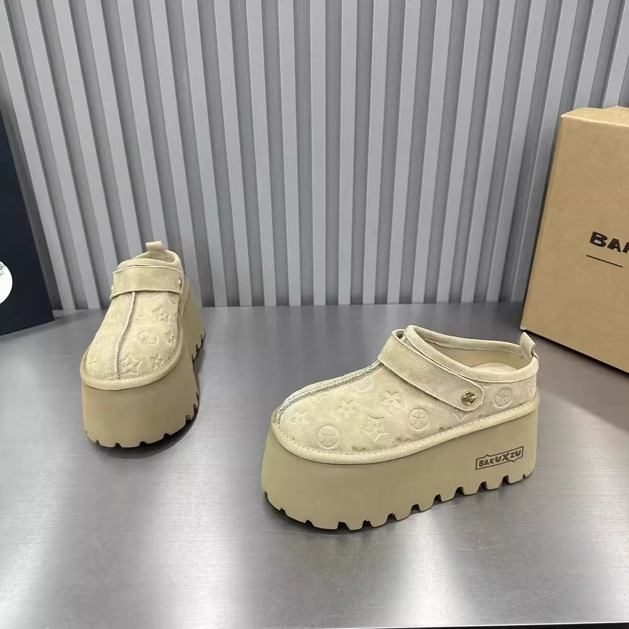 Versatile Lazy Height Increasing Casual Slippers