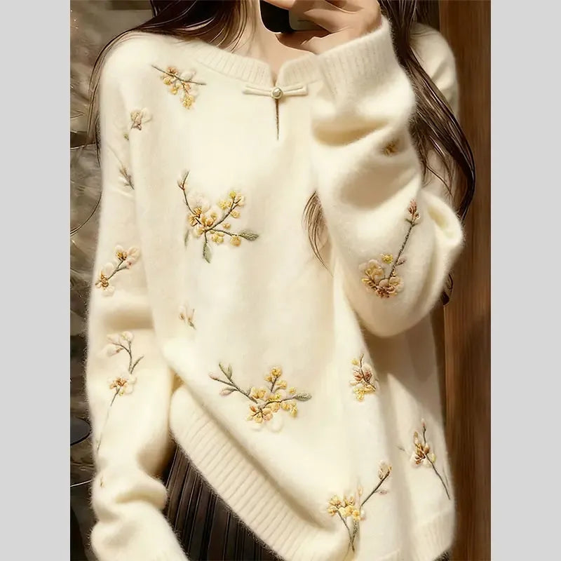 Lazy and sophisticated knit sweater for autumn