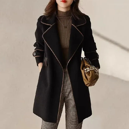 Street Style Fashion-Forward Women's Wool Blend Coat, Long Stylish Overcoat