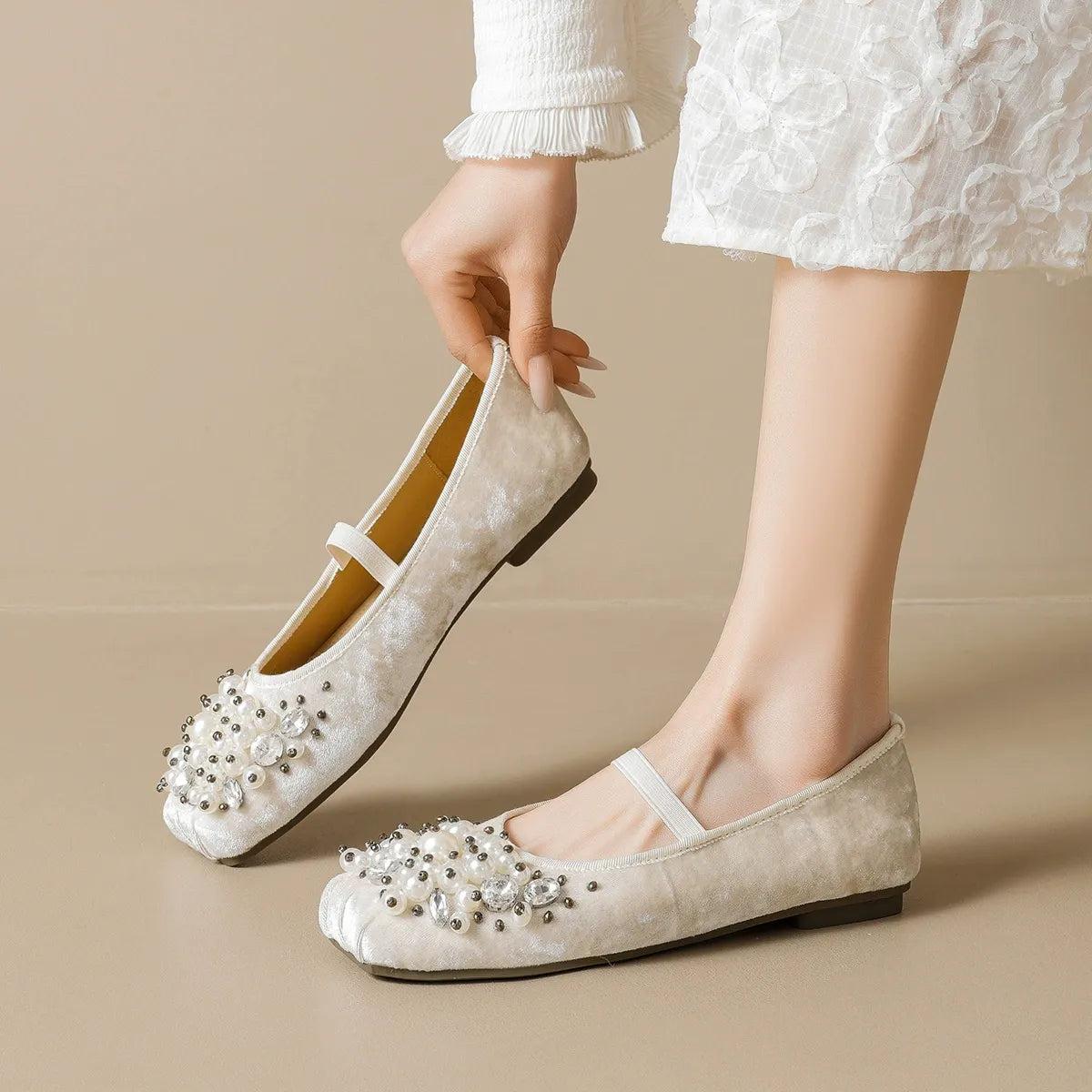 Pearl-embellished soft-soled Mary Jane shoes