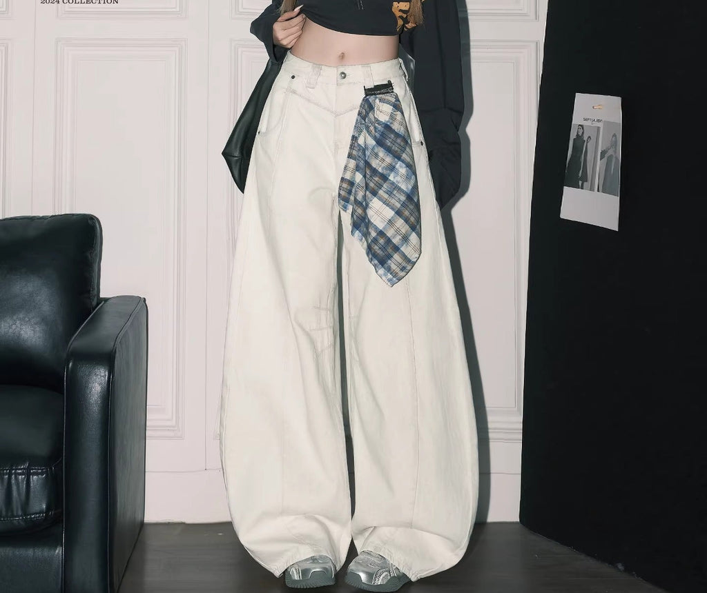 Waisted Curved Blade Wide Leg Jeans