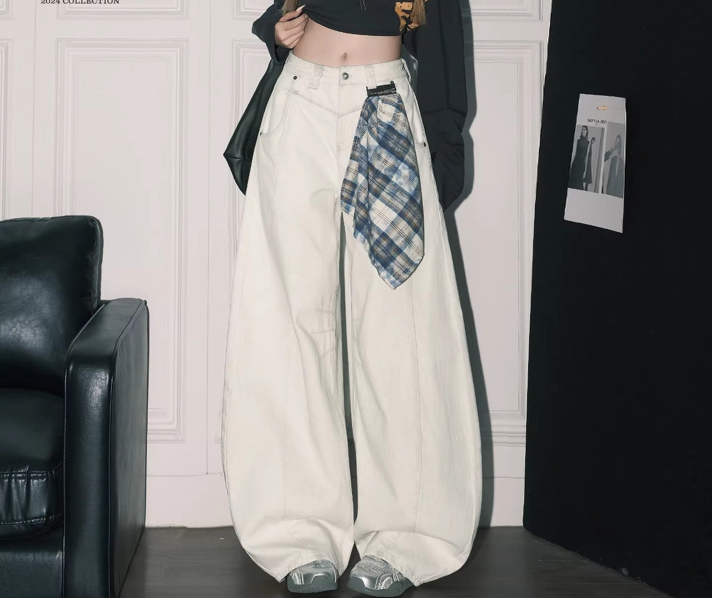 Waisted Curved Blade Wide Leg Jeans