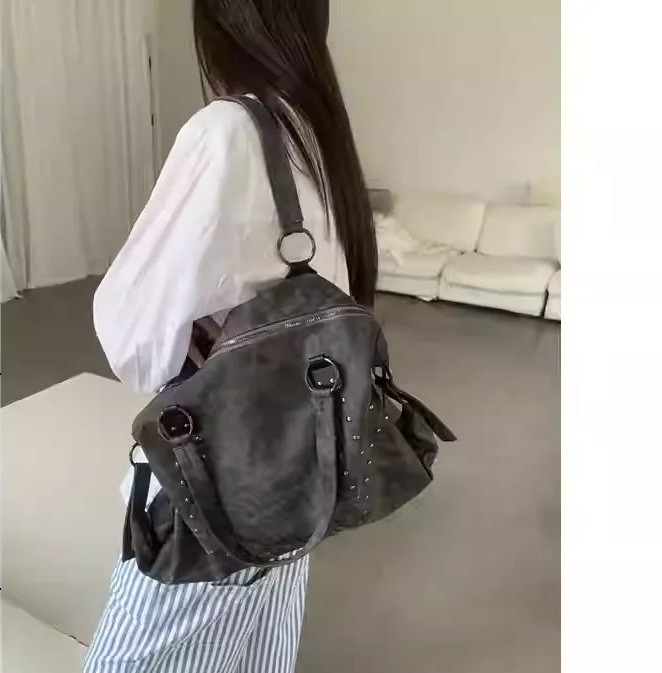 Embellished Eye-catching Niche Shoulder  Underarm Bag