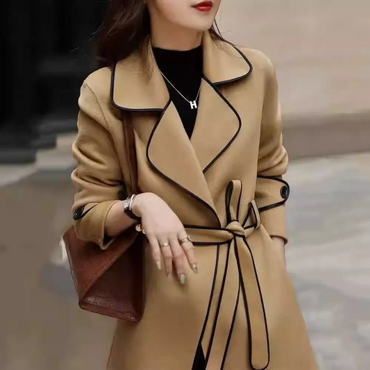Street Style Fashion-Forward Women's Wool Blend Coat, Long Stylish Overcoat