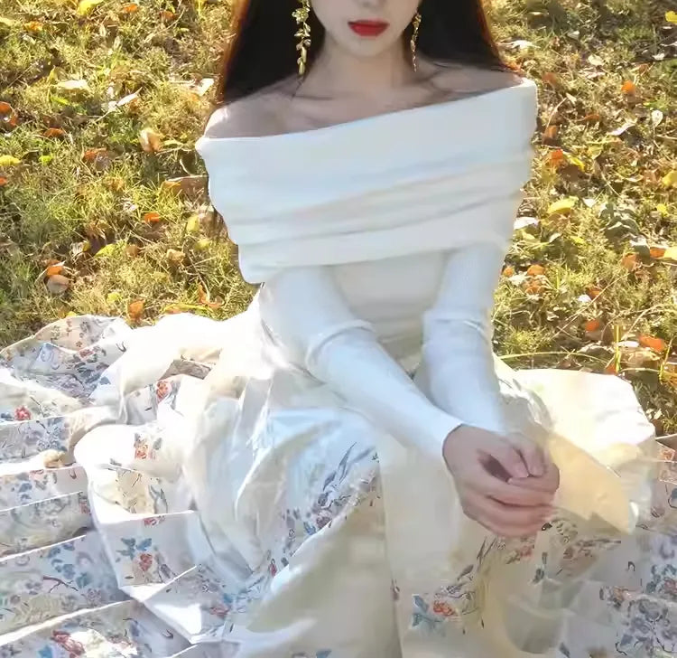 White Horse-Face Skirt Two-Piece Set with Hanfu