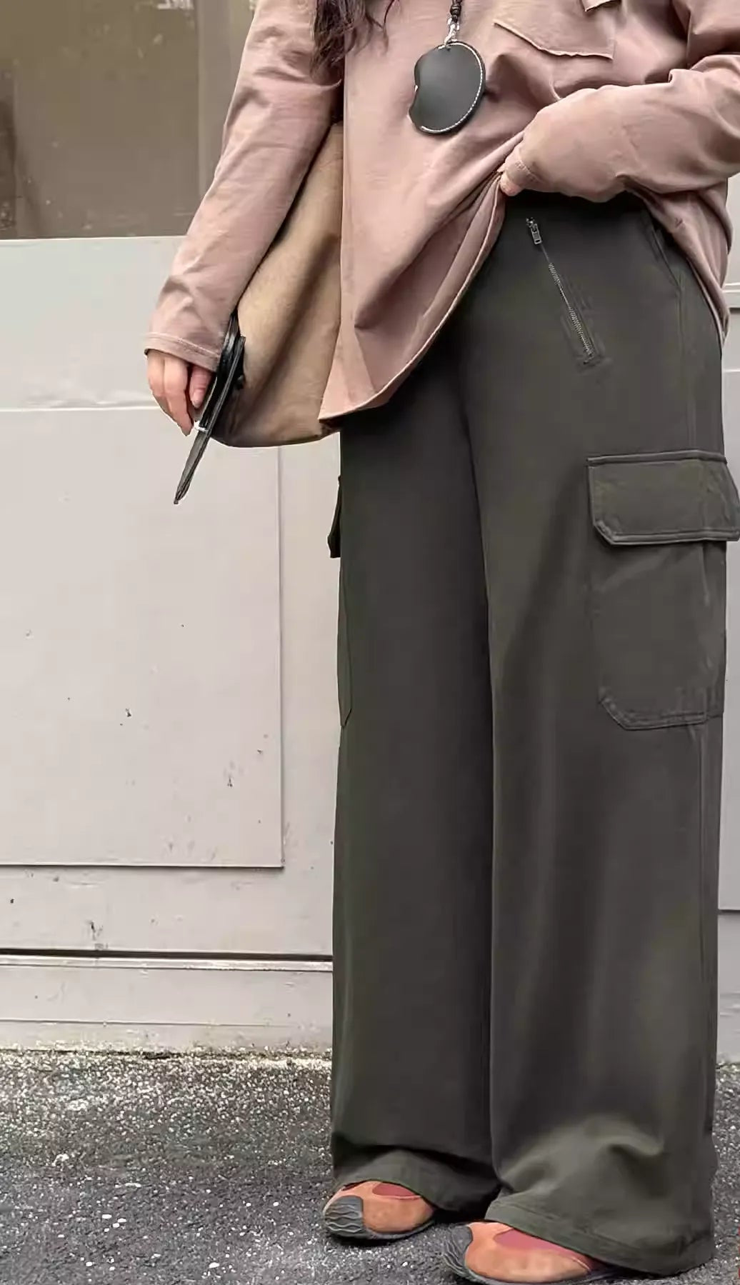 Plus Size High Waist Cargo Pants, Loose Wide Leg Streetwear