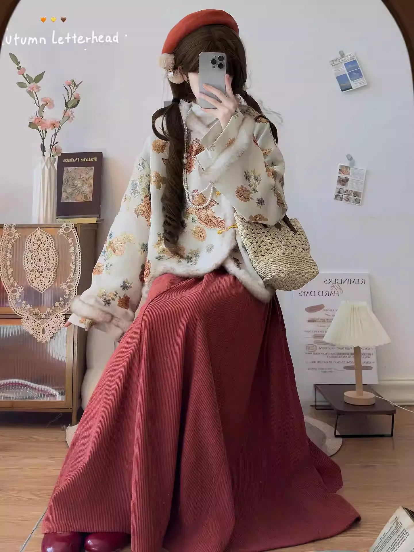 Retro-style Chinese brocade jacquard fleece-lined coat