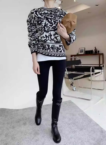 Chic Two-Tone Printed Jacquard Sweater Soft Textured Casual Knit Top