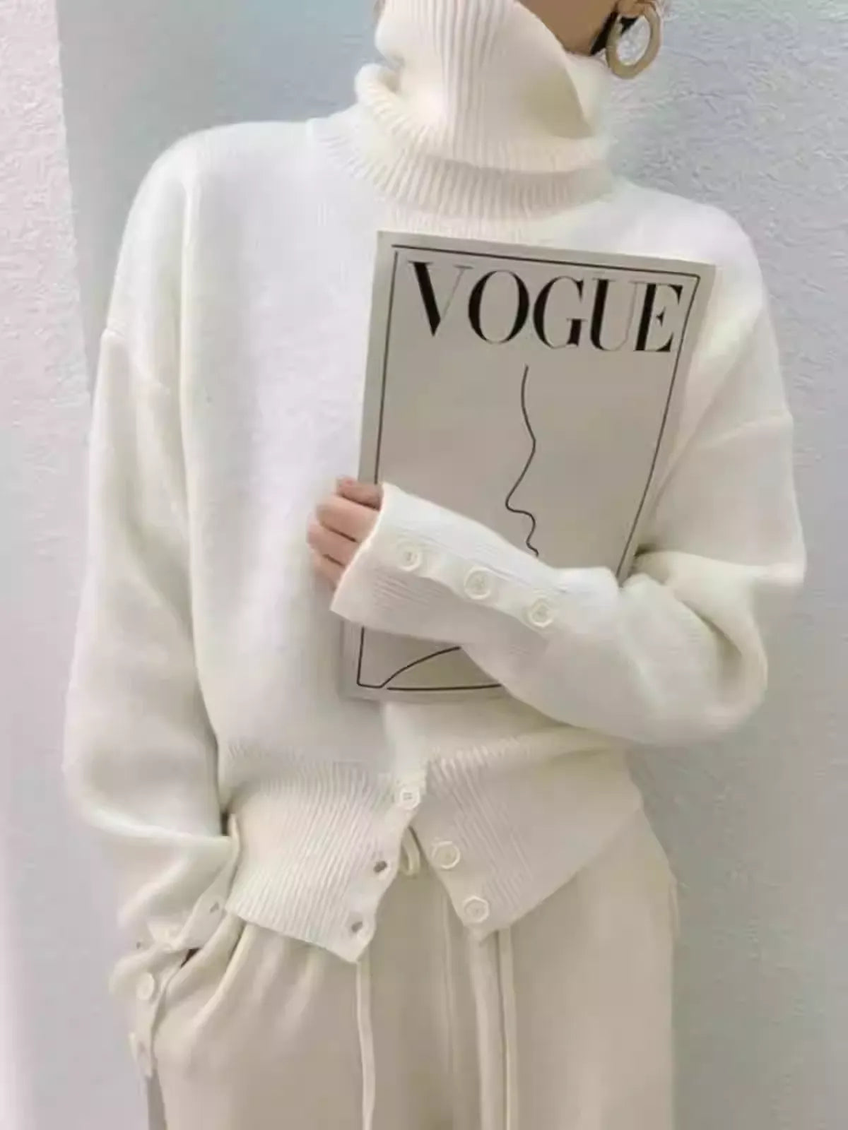 Women's Designer Button Slit Turtleneck Cashmere Sweater New Arrival