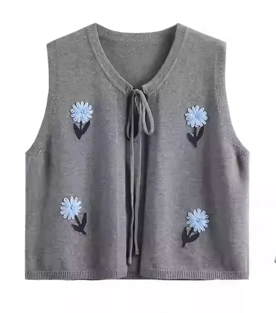 Plus Size 2026 New Spring Floral Embroidery Sweater Vest