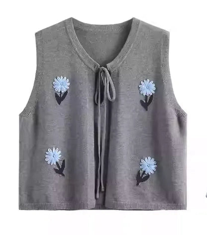 Plus Size 2026 New Spring Floral Embroidery Sweater Vest