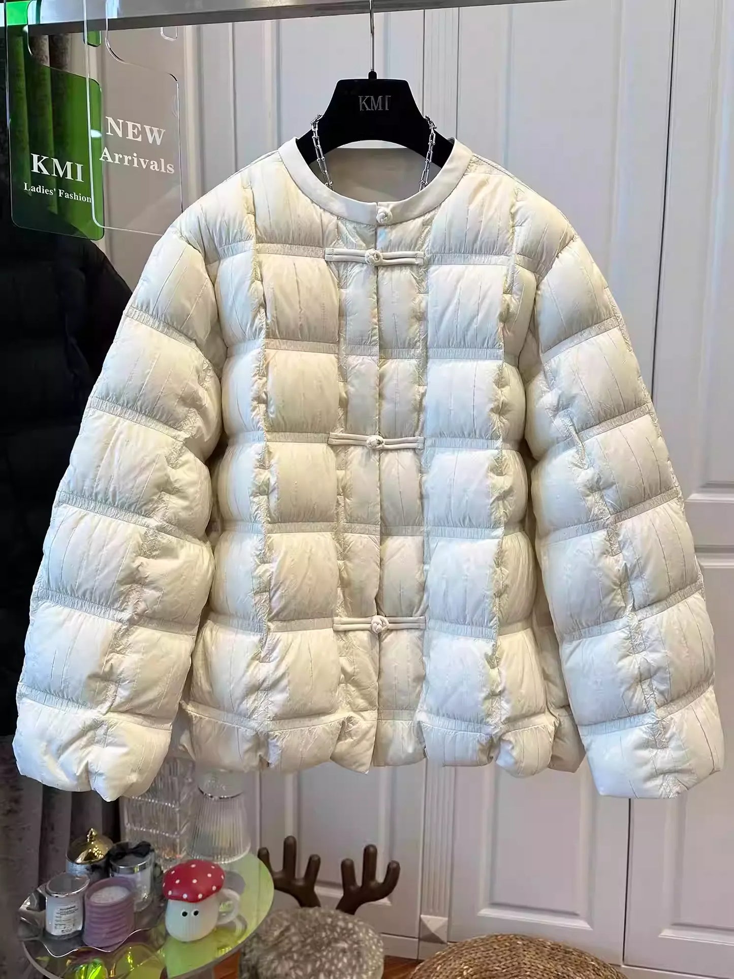 Elegant Pleated Down Coat with Frog Buttons