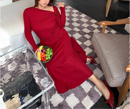 Plus Size Red Knit Long Sleeve Waist Maxi Dress